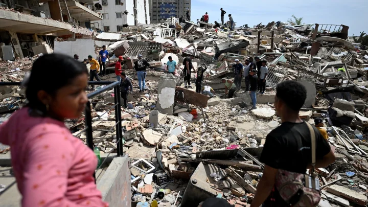 Venezuela earthquakes live updates: Death toll rises at least 235, health minister says