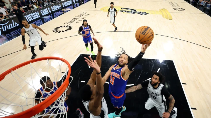 Knicks beat Spurs to win 1st NBA championship in more than 50 years