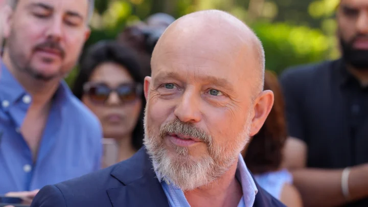 Republican Steve Hilton advances to general election in California governor’s race, ABC projects