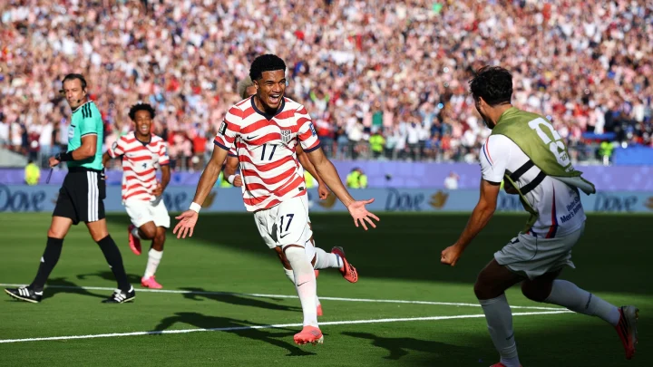 US defeats Bosnia-Herzegovina 2-0, advancing to World Cup round of 16